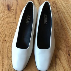 Aerosoles Women’s shoes size 9.5